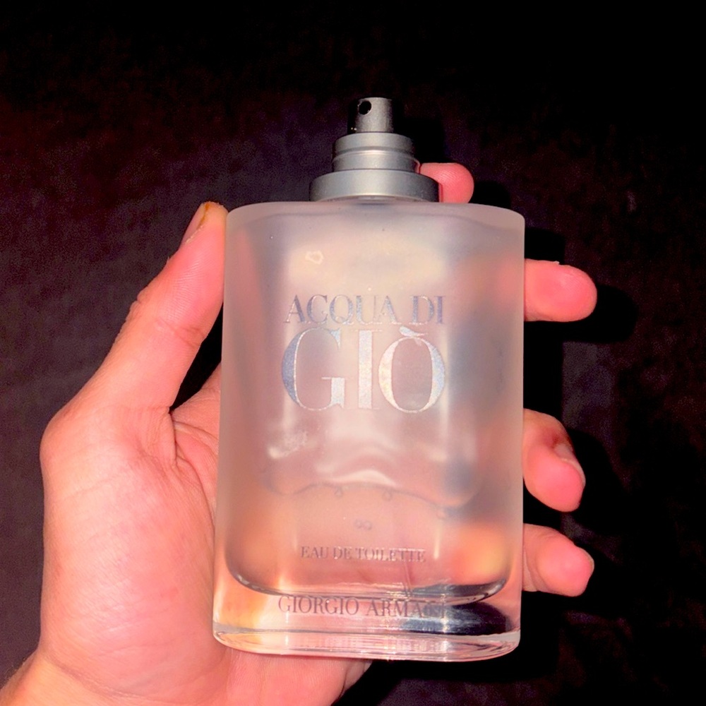 Orginal Giorgio Armani cologne,rarely used,don’t have the box